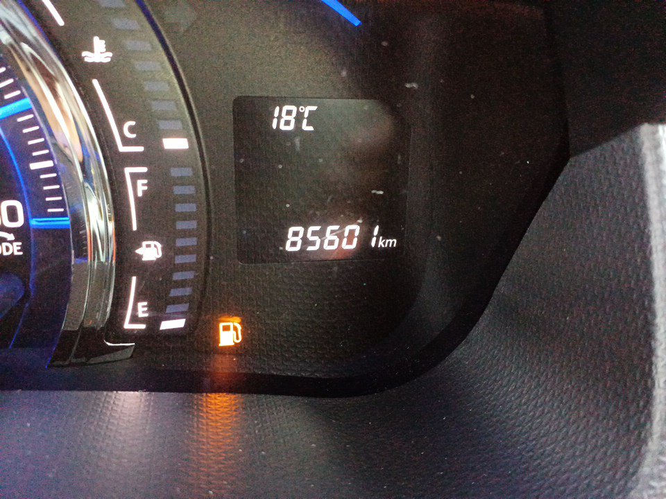Suzuki Swift 2014: RED – KM 85,601