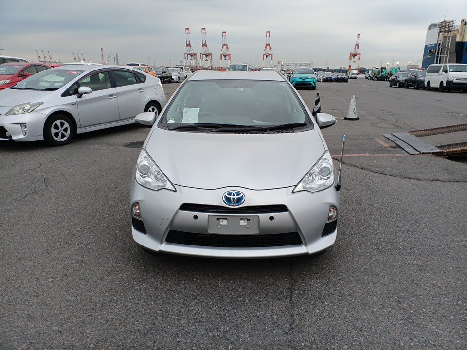 2012 Toyota Aqua Hybrid /Just Import/Fully Serviced & WOF Ready/37KMileage
