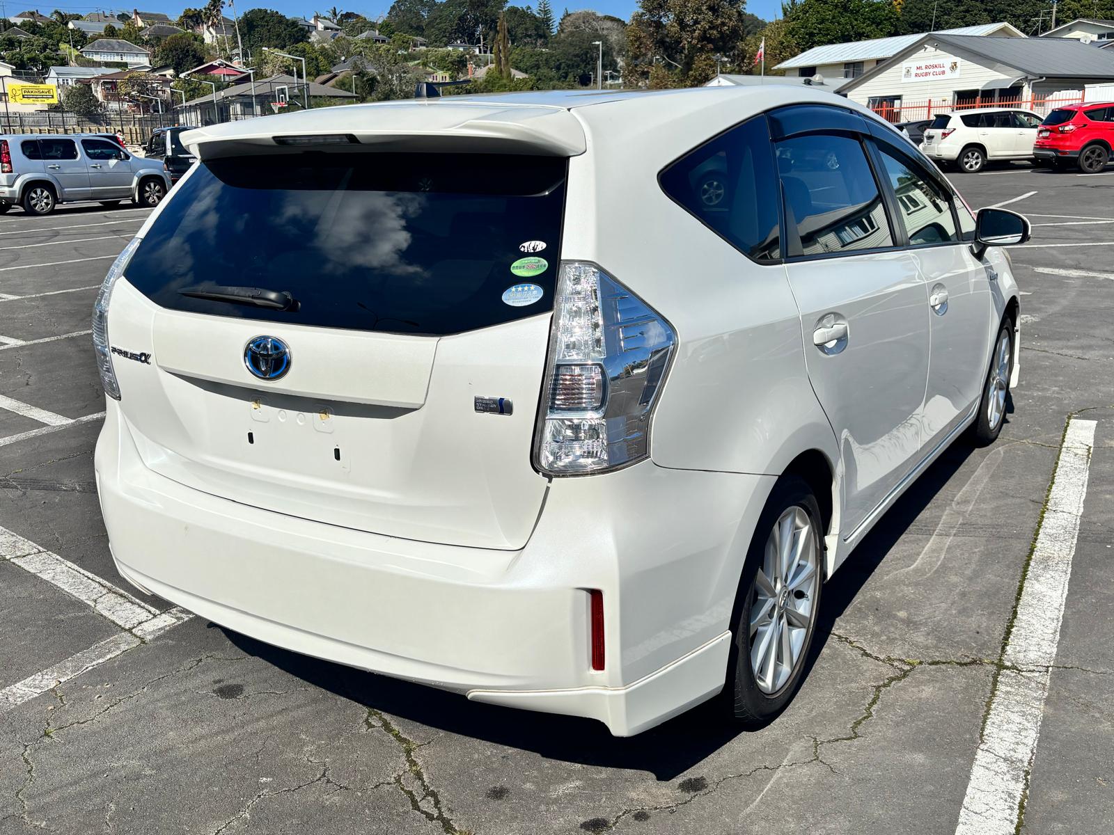 2013 TOYOTA PRIUS ALPHA HYBRID — 7-SEATER FAMILY CAR | JUST IMPORTED